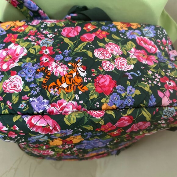 VERA BRADLEY DISNEY BANCROFT BACKPACK + BAG CHARM:NWT WINNIE THE POOH SPRINGTIME main image 9